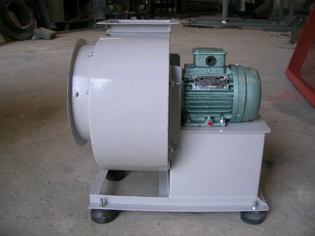 Quạt li tâm hút khói bếp DUSON DS-302-250-4P1-DD